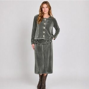 Double D Ranchwear Sage Green Velvet Skirt Set=3 Concho Buttons Western USA Made
